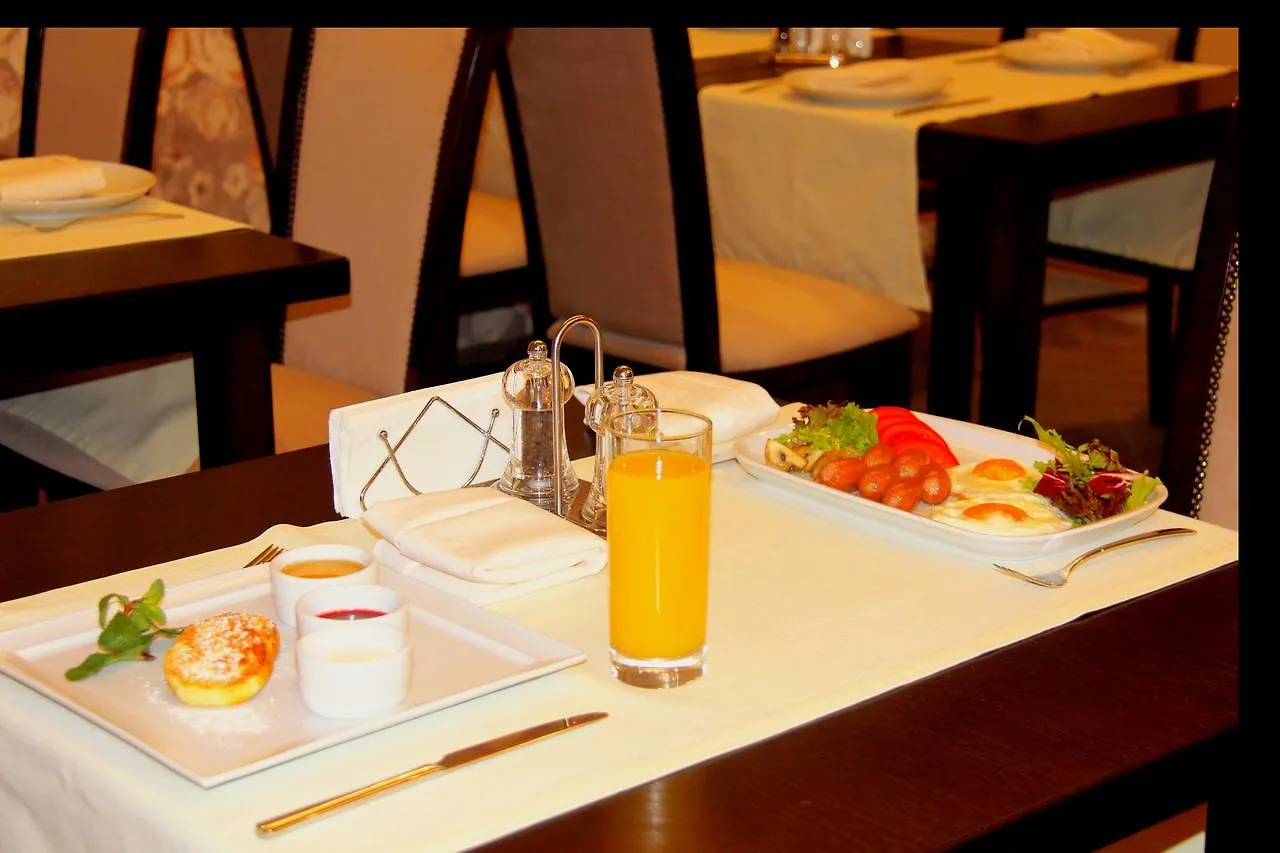 West Park Hotel Kiev Sofiivska Borshchahivka