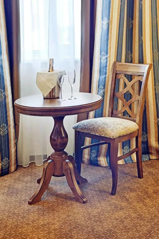 West Park Hotel Kiev Sofiivska Borshchahivka