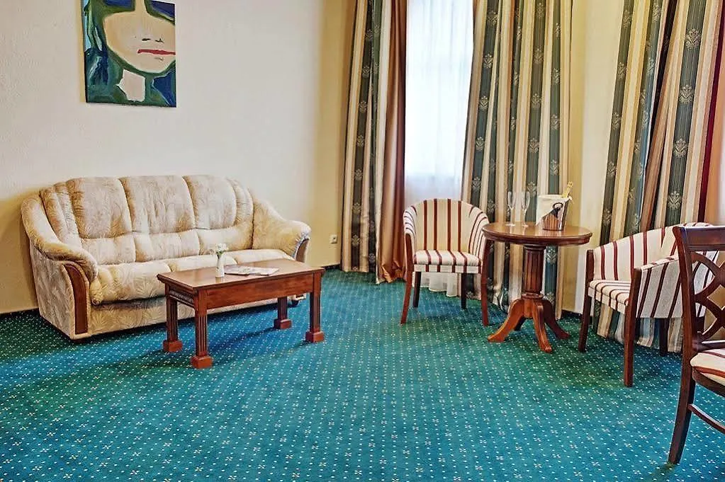 ***  West Park Hotel Kiev Ukraine